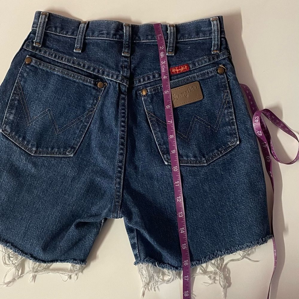 Vintage Denim Blue Women's Wrangler Shorts - Picture 6 of 11